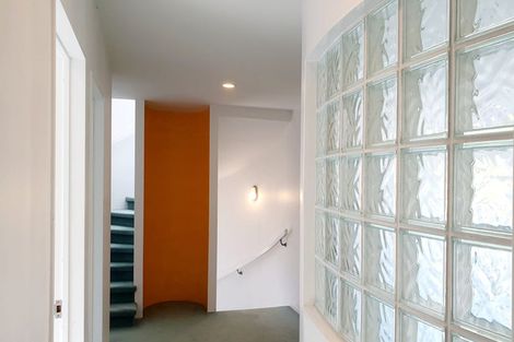 Photo of property in 2/38 Gulf View Road, Murrays Bay, Auckland, 0630