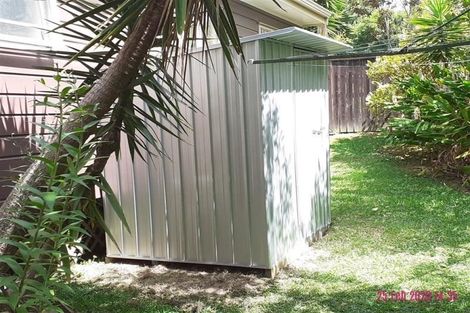 Photo of property in 86b Colwill Road, Massey, Auckland, 0614