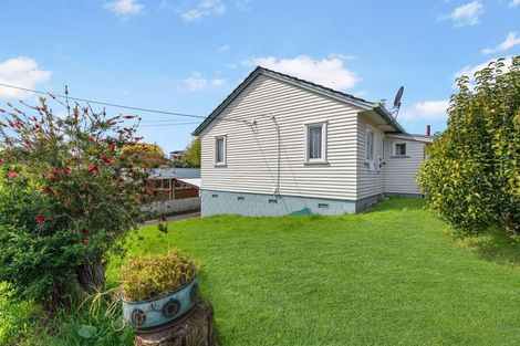 Photo of property in 17a Kereru Street, Henderson, Auckland, 0612