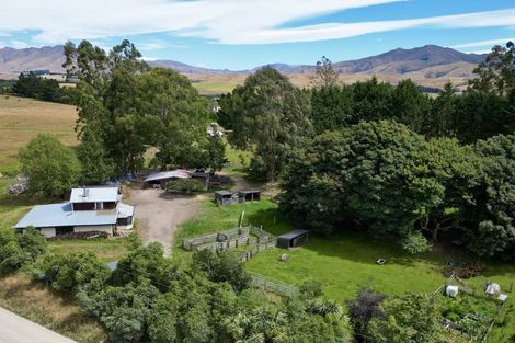 Photo of property in 20 Mckenzie Road, Livingstone, Oamaru, 9491