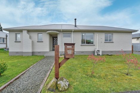 Photo of property in 12 Thistle Street, Gore, 9710