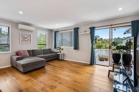 Photo of property in 108 Weatherly Road, Torbay, Auckland, 0630
