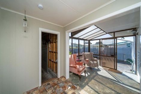 Photo of property in 25 Hunter Street, Hawera, 4610