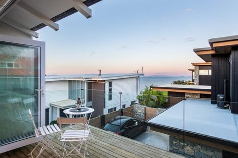 Photo of property in 131 Churchill Road, Rothesay Bay, Auckland, 0630