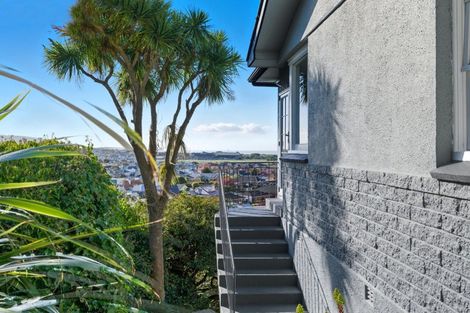 Photo of property in 112 Forbury Road, Saint Clair, Dunedin, 9012