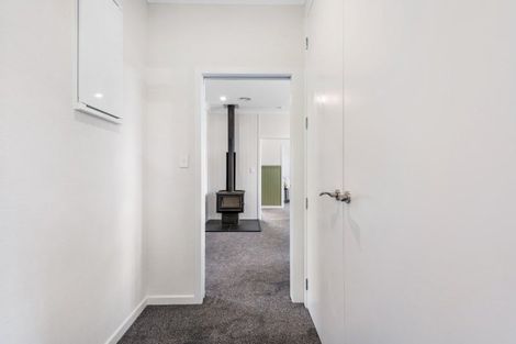 Photo of property in 109 Seaward Road, Edendale, 9825