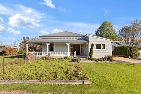 Photo of property in 260 Talbot Street, Geraldine, 7930