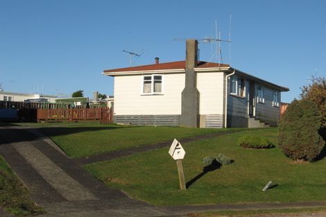Photo of property in 5 Huia Place, Tokoroa, 3420