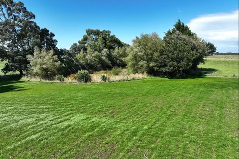 Photo of property in 693 Ryal Bush Wallacetown Road, Wallacetown, 9874