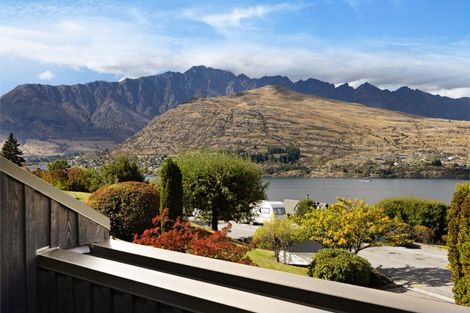 Photo of property in 19 Goldfield Heights, Queenstown, 9300