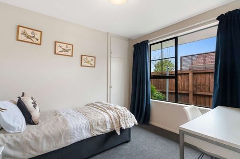 Photo of property in 37 Karnak Crescent, Russley, Christchurch, 8042