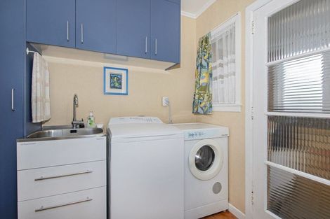 Photo of property in 9 Commins Road, Onerahi, Whangarei, 0110