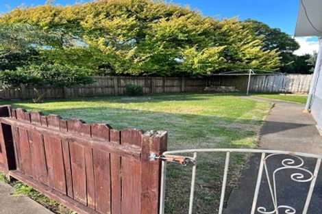 Photo of property in 14 Ronald Place, Manurewa, Auckland, 2102