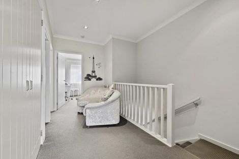 Photo of property in 7 Kensington Drive, Orewa, 0931