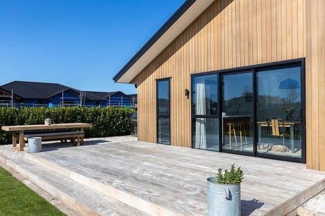 Photo of property in 29 Honeyfield Drive, Whalers Gate, New Plymouth, 4310