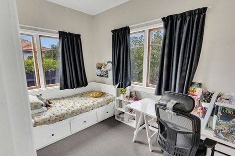 Photo of property in 205 Sylvan Road, Parkvale, Hastings, 4122