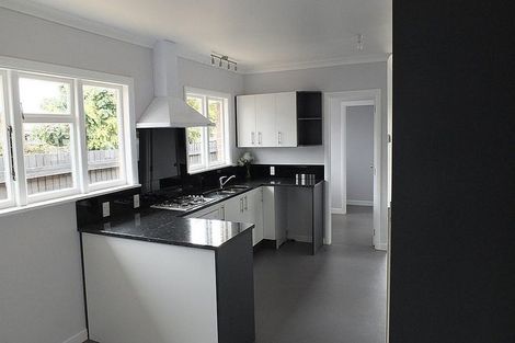 Photo of property in 2/130a Springs Road, Hornby, Christchurch, 8042