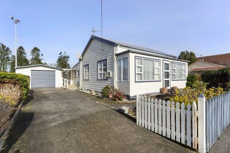 Photo of property in 127 Regan Street, Stratford, 4332