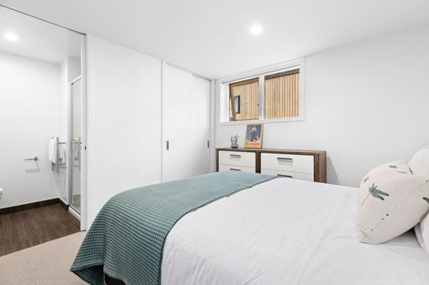 Photo of property in 48 Farrant Drive, Wanaka, 9305