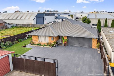 Photo of property in 2/14 Morrison Avenue, Northcote, Christchurch, 8052