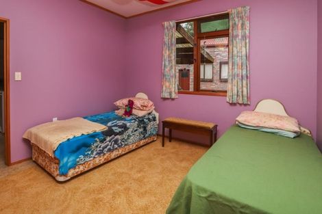 Photo of property in 10 Totara Grove, Hillcrest, Auckland, 0627