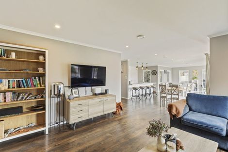 Photo of property in 3 Keene Drive, Bell Block, New Plymouth, 4312