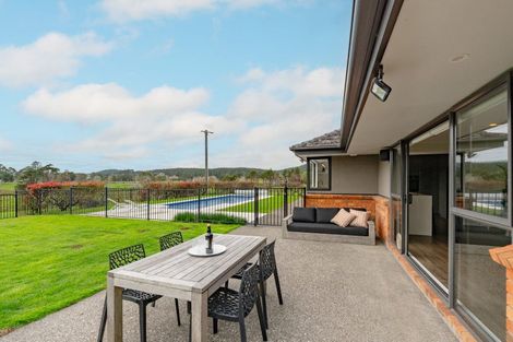 Photo of property in 255 Ararimu Valley Road, Helensville, Waimauku, 0882