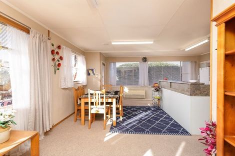 Photo of property in 1 Kennedy Crescent, Waimate, 7924