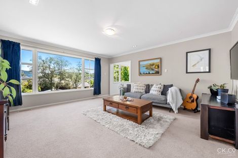 Photo of property in 14 Chichester Drive, Pinehaven, Upper Hutt, 5019