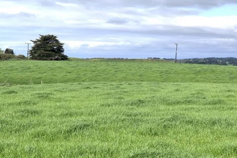 Photo of property in 267 Waitara Road, Brixton, Waitara, 4382