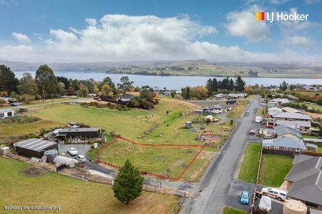 Photo of property in 24 George Street, Waihola, 9073
