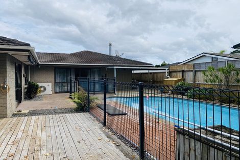 Photo of property in 3 Pinehurst Place, Wattle Downs, Auckland, 2103