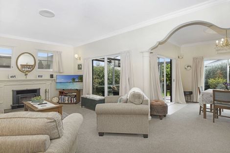 Photo of property in 11a Arthur Grove, Waikanae, 5036