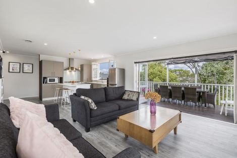 Photo of property in 7 Penton Road, Stanmore Bay, Whangaparaoa, 0932