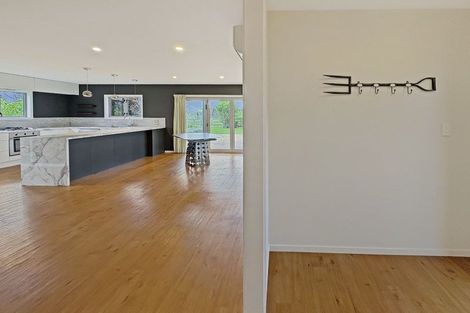 Photo of property in 646 No 2 Line, Fordell, 4572