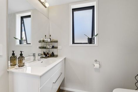 Photo of property in 10 Bianca Crescent, Stratford, 4332