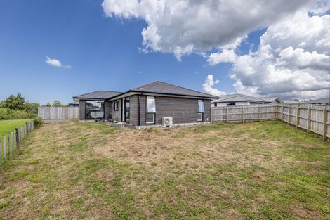 Photo of property in 10 Bianca Crescent, Stratford, 4332