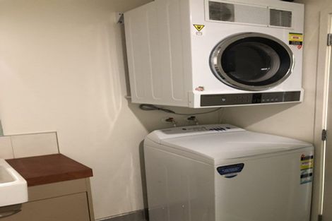 Photo of property in Royal Court Apartments, 1193unit Hinemoa Street, Rotorua, 3010