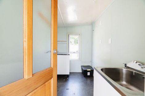 Photo of property in 28 Chatham Street, Waihola, Milton, 9073