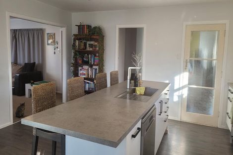 Photo of property in 2 Gifford Place, Utuhina, Rotorua, 3015