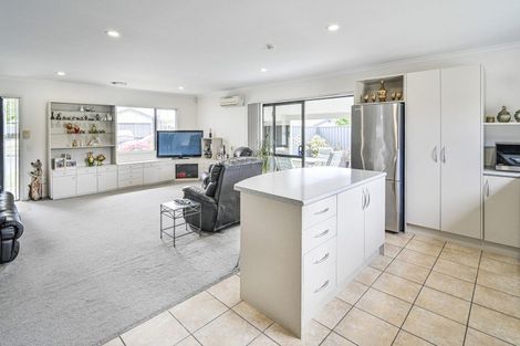 Photo of property in 22 Chatham Mews, Flaxmere, Hastings, 4120