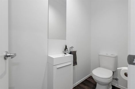 Photo of property in 58u2 Herbert Road, Queenwood, Hamilton, 3210