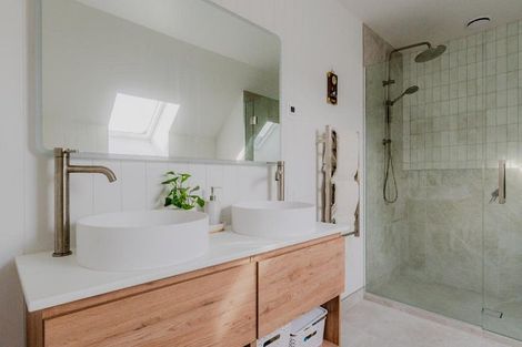 Photo of property in 43 Barn Road, Jacks Point, 9371