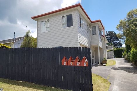 Photo of property in 16 Kauri Glen Road, Northcote, Auckland, 0627