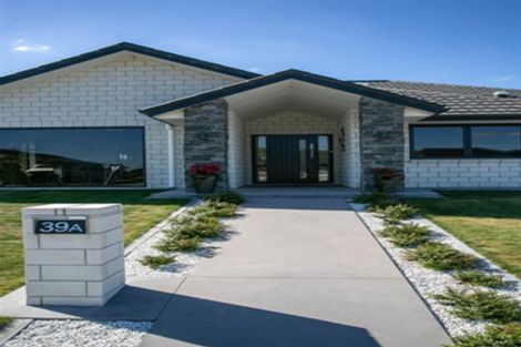 Photo of property in 39a Norfolk Drive, Cambridge, 3434