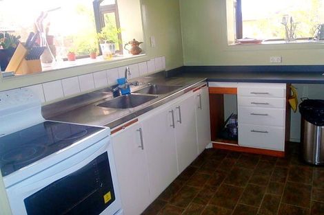 Photo of property in 38 Whiteacres Drive, Sunnyhills, Auckland, 2010