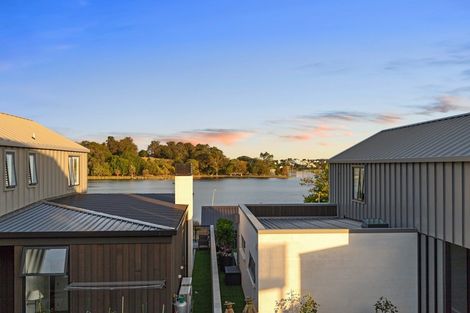 Photo of property in 4u3 Domain View Lane, Frankton, Hamilton, 3204