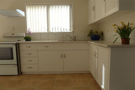 Photo of property in 5/69 Kenderdine Road, Papatoetoe, Auckland, 2025