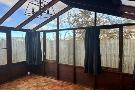 Photo of property in 2 Naughton Terrace, Kilbirnie, Wellington, 6022