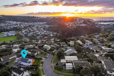 Photo of property in 86 Mercury Way, Whitby, Porirua, 5024